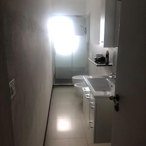 Camera tripla